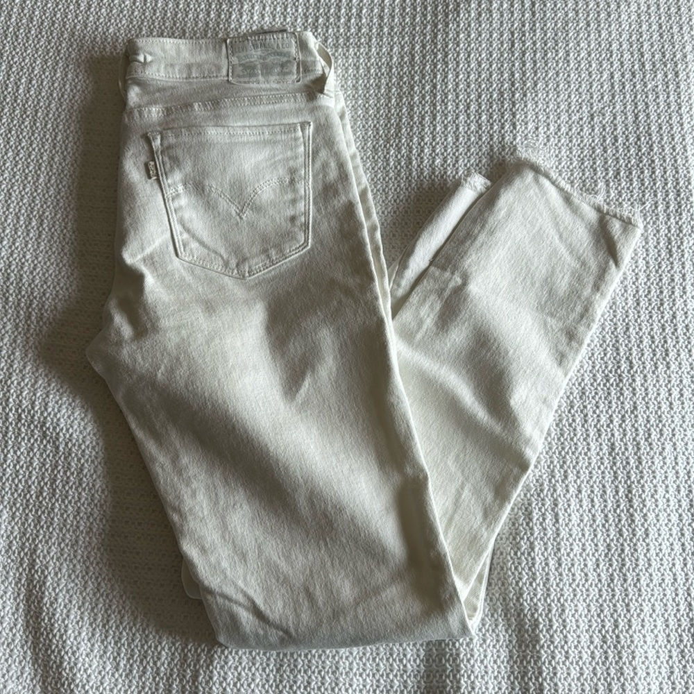 Levi’s 711 Skinny - size 28
